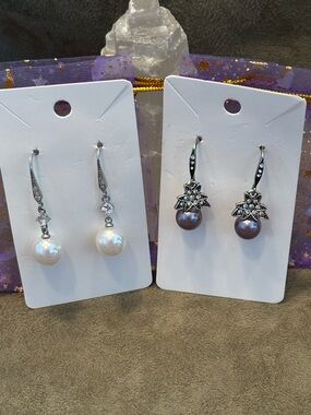 2 Pairs Earrings Included: 1 Pair Pearl&Crystal & 1 Pair Black Pearl&Crystal